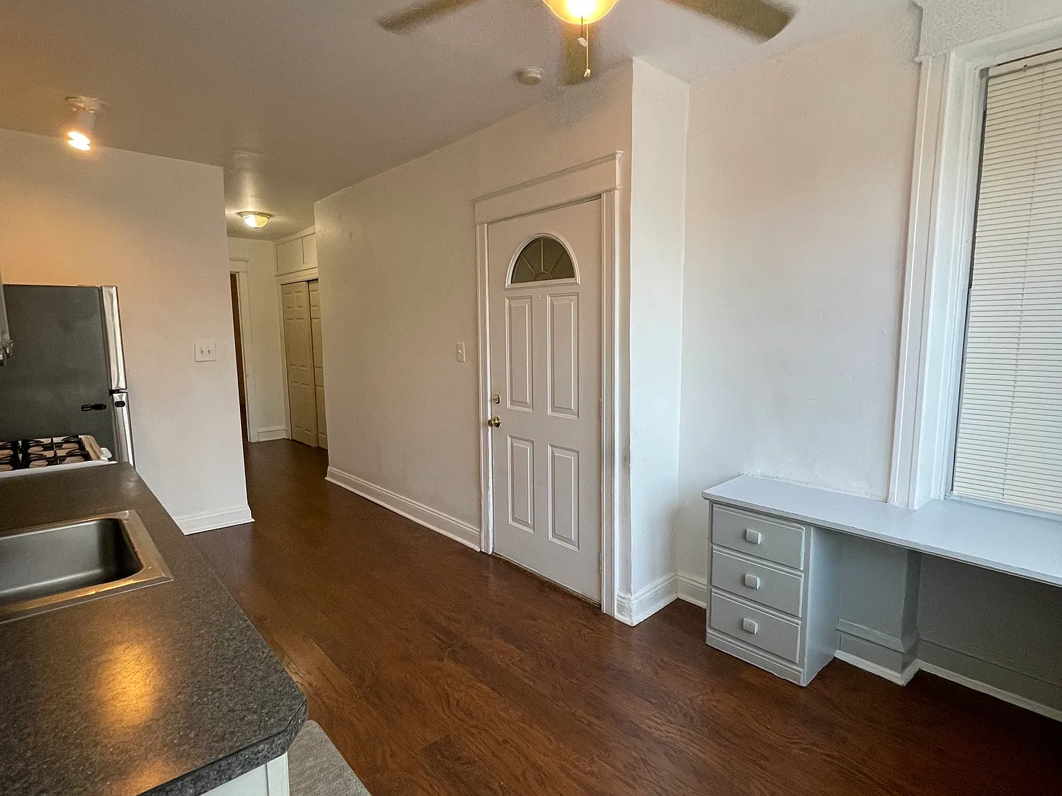 2 bed, $1,250 — Photo 4