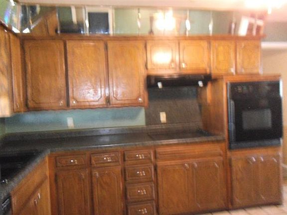 5th image of 409 N Ohio St