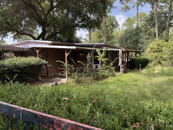 13320 Brigadier Dr, Willis, TX 77318
