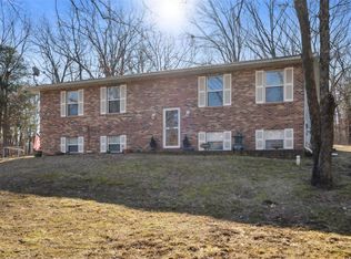 5030 Boone Trl, Hillsboro, MO 63050