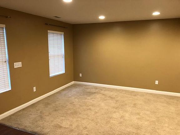 4th image of 5928 Winberry Creek Dr