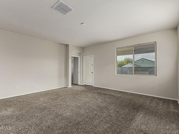 4th image of 31009 W COLUMBUS Avenue