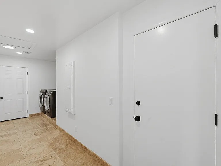 6300 E Cochise Ave — Photo 31
