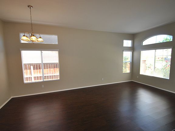 3rd image of 39520 Saint Honore Dr