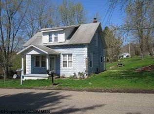 627 Taylortown Rd, Dilliner, PA 15327