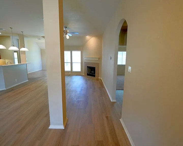 15805 Fair Ln — Photo 8