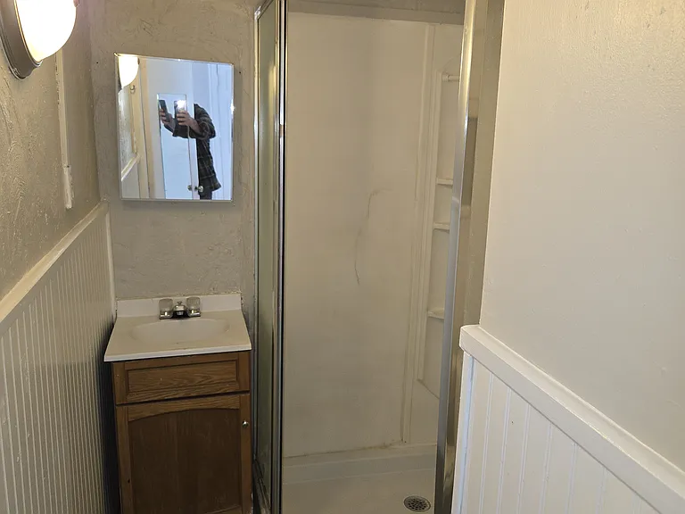 526 Columbus St — Photo 9