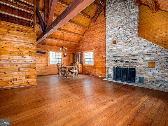 4th image of 5742 Brooks Woods Rd