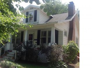 821 Grove St, Jacksonville, IL 62650