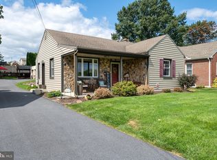 115 Old Mill Rd, Ephrata, PA 17522