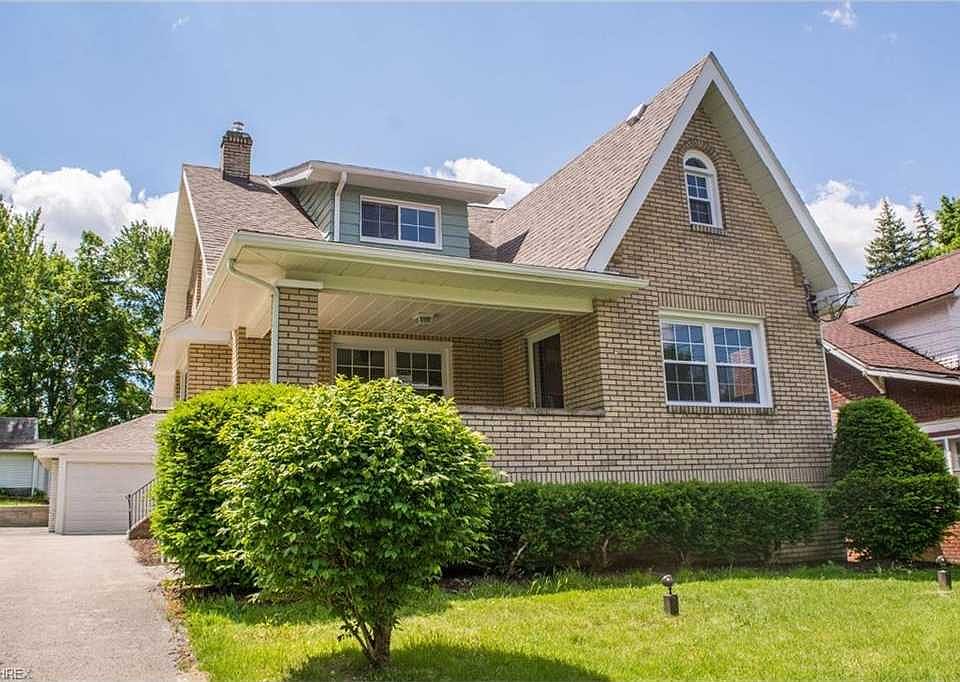 1st image of 759 Pineview Ave