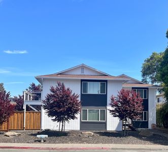 6450 Country Club Drive, Rohnert Park, CA, 94928