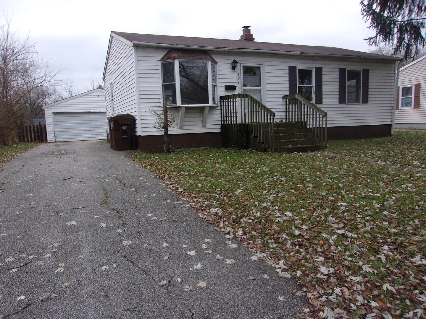 2021 221st St photo 1