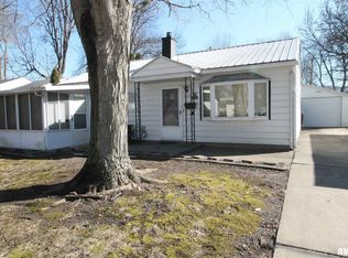 2324 Huntington Rd, Springfield, IL 62703