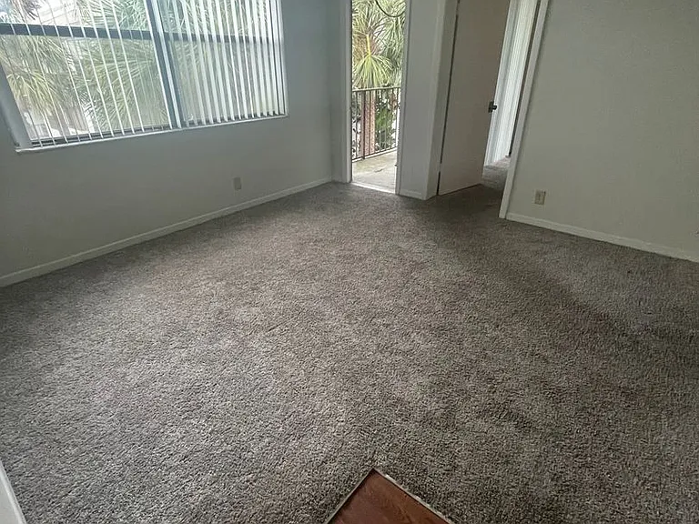718 Executive Center Dr #36-7-36 — Photo 2