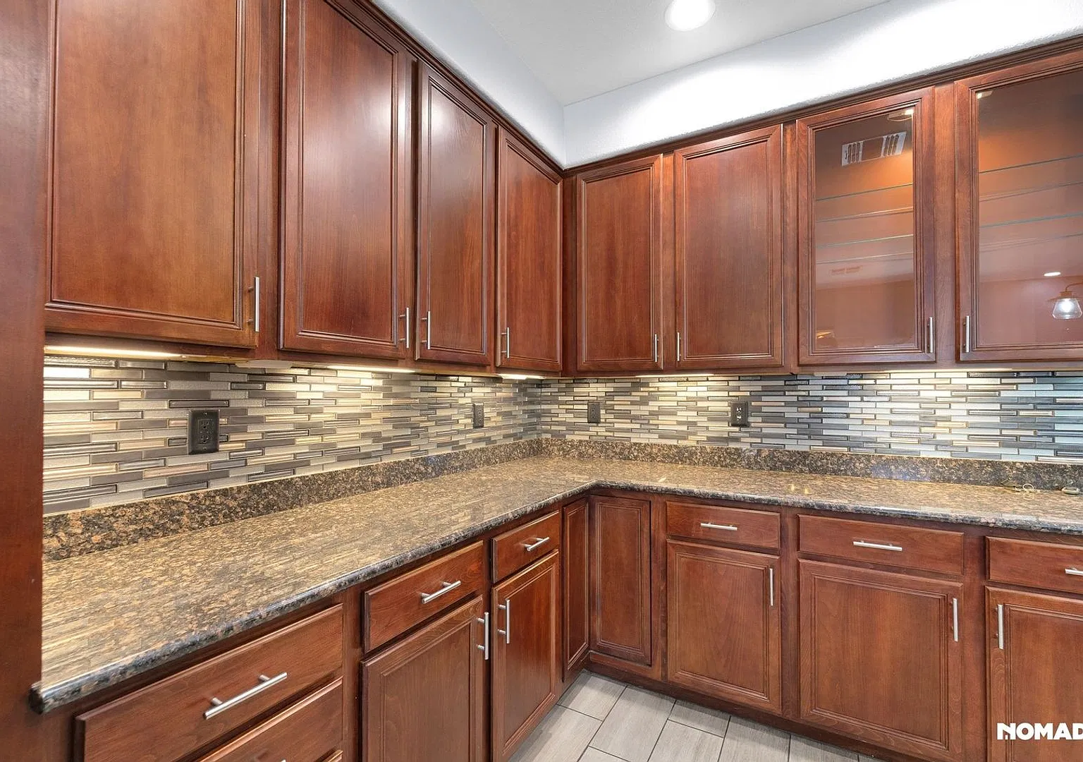 Charming 2BR Townhome in Phoenix — Photo 4