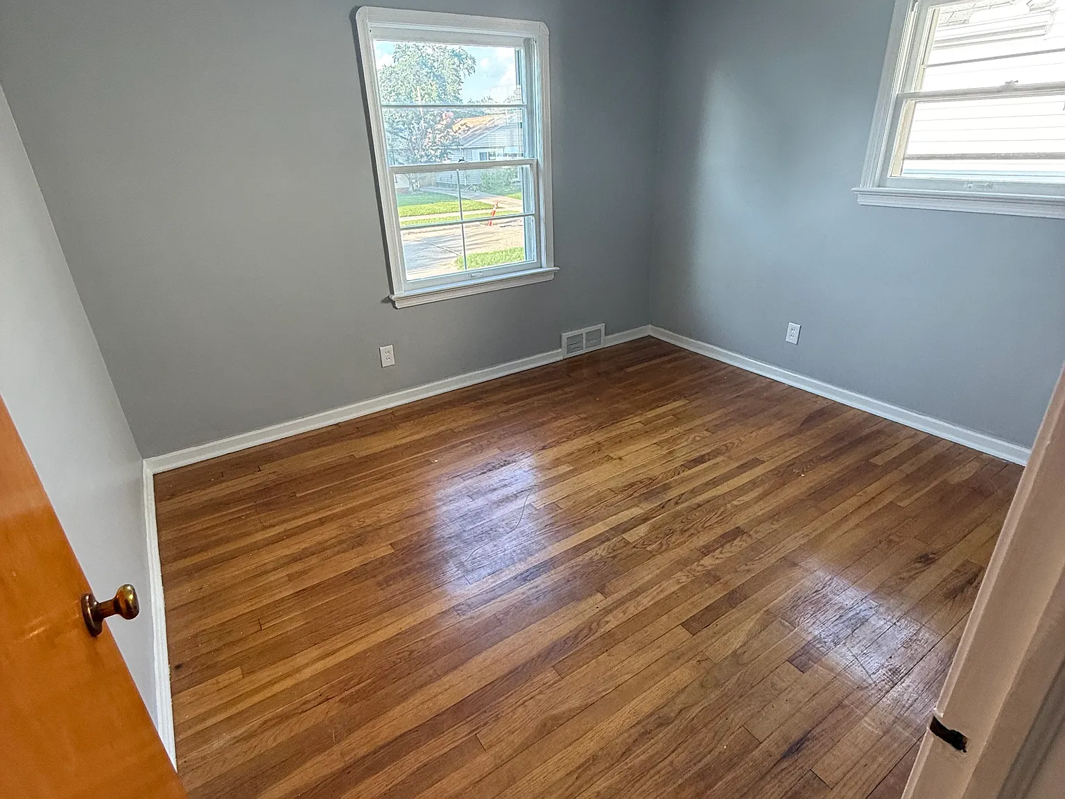 3 bed, 1064 sqft, $1,800 — Photo 4