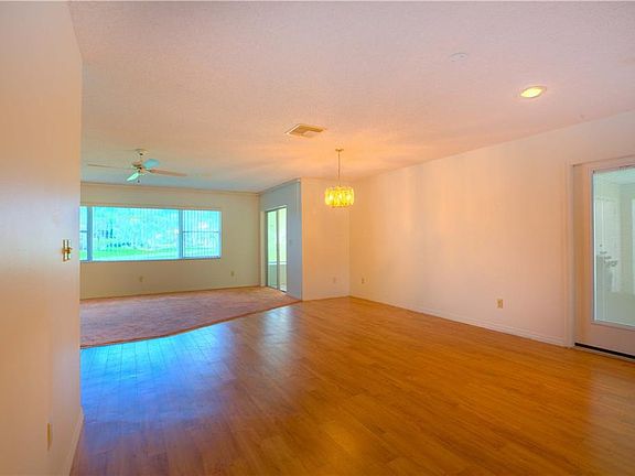 5th image of 145 Glendower Cir #0