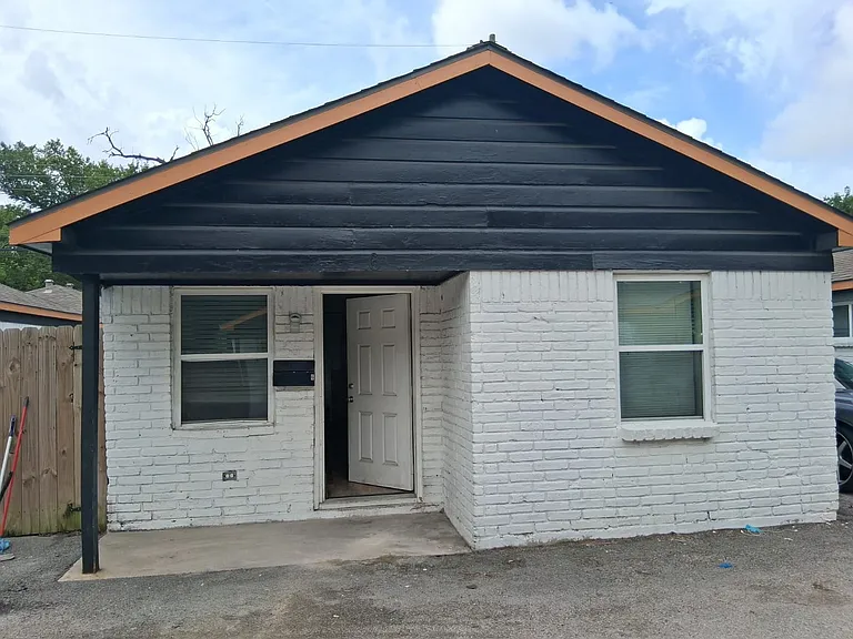 3809 Wipprecht St — Photo 9