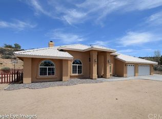 11336 Prairie Trl, Oak Hills, CA 92344
