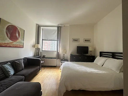 Rented by Oxford Property Group | media 22