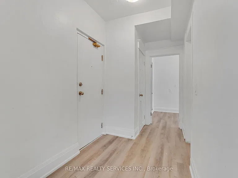 104 Sherman Ave S #4 — Photo 16