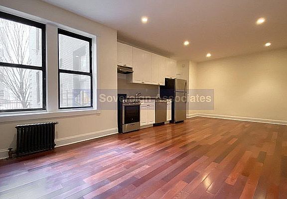 2nd image of 30 Cooper St #1H