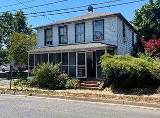 300 Prince Edward St, Fredericksburg, VA 22401