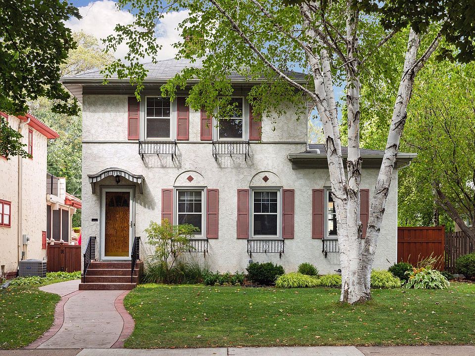 1st image of 2173 Wellesley Ave