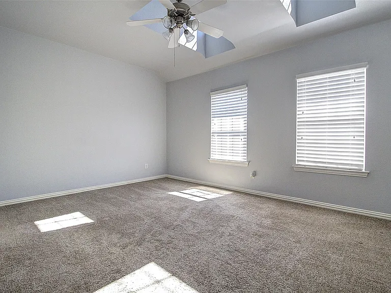 8017 Caladium Dr — Photo 5