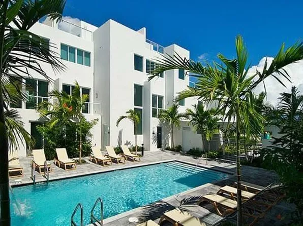 717 NE 4th Ave, Fort Lauderdale, FL 33304