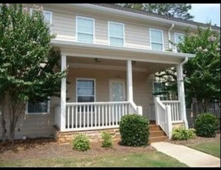 203 Port Laz Ln — Photo 1
