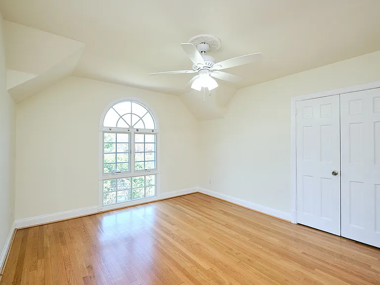 1600 Foxhall Rd NW — Photo 21