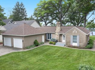 382 Howard Ave, Holland, MI 49424