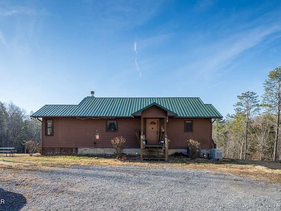 1st image of 1076 Yellow Breeches Rd