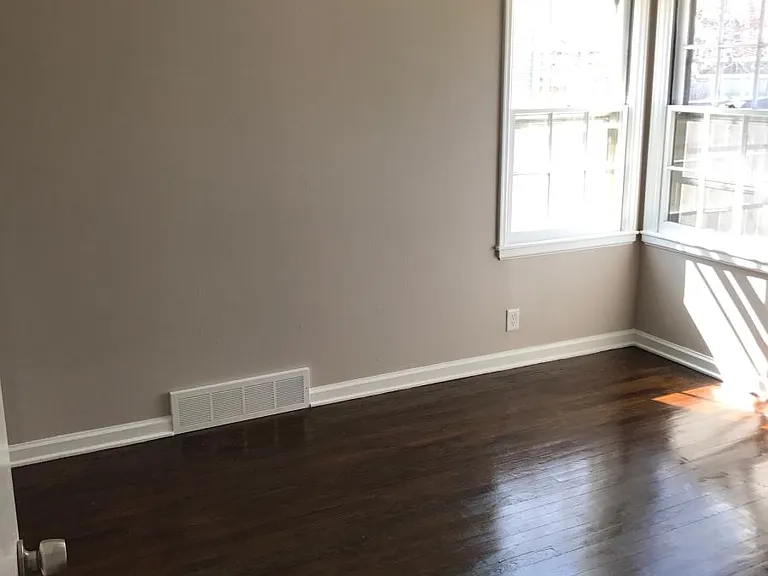 207 S Pinecrest St — Photo 6