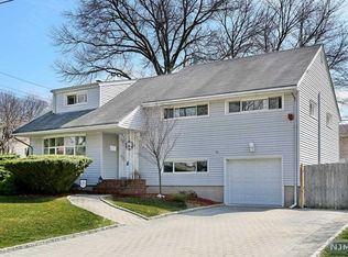 46 Bergenline Ave, Closter, NJ 07624