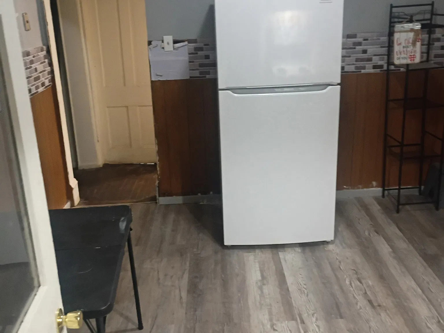 4 bed, 1656 sqft, $1,200 — Photo 1