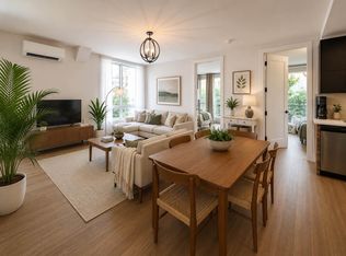 77 Berry St #3B, Brooklyn, NY 11249