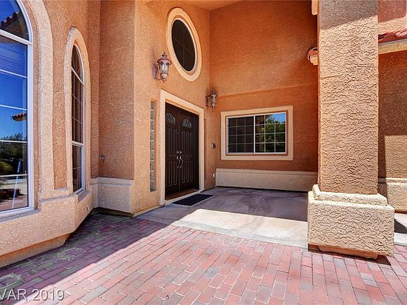 4th image of 5965 N Park St