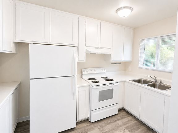 4th image of 1501 Lavetta Way APT 1