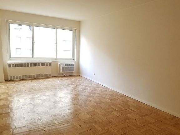 5th image of 249 E 48th St APT 12F