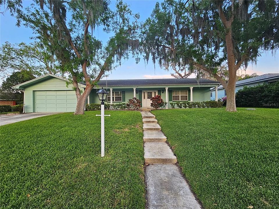 1st image of 805 Glenarden Way
