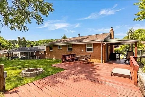 3384 Columbia Dr — Photo 10
