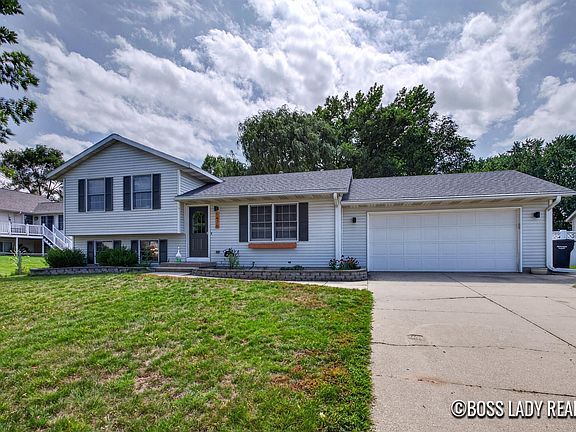 3rd image of 1476 Meadowview St SW