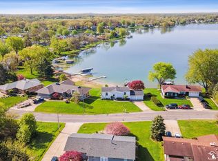 10622 Hewitt Rd, Brooklyn, MI 49230