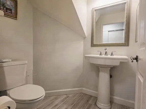 5885 Northpointe Ln, Boynton Beach, FL 33437