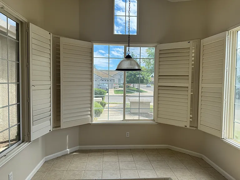 2591 Frontier Ln — Photo 7