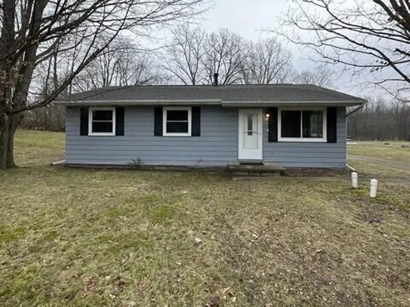 5015 Oak St, Webberville, MI 48892