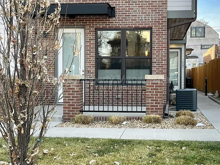 1547 Utica St — Photo 1